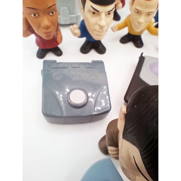 Star Trek Movie Toy from Burger King 2009 Characters, Ships, Tricorder Lot of 15 - Picture 11 of 16